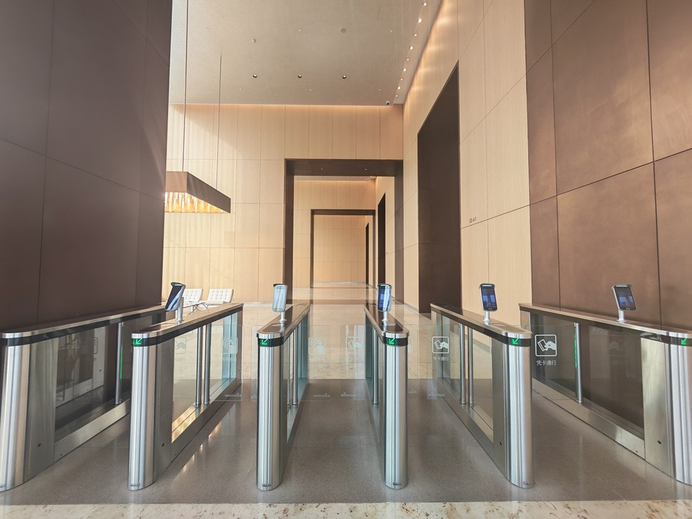 电梯厅1